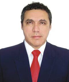 Yasser Ruben Bustamante Nuñez 14278